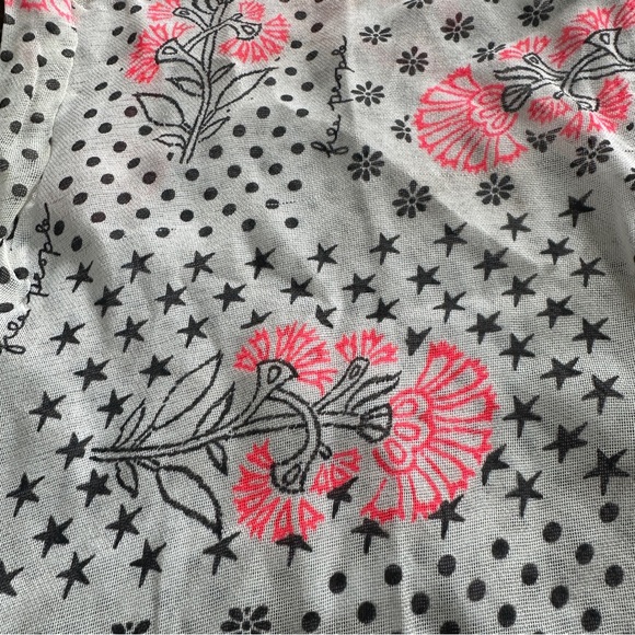 Free People Gauzy Floral Cotton Market Tote Bag Pink Black - Picture 5 of 7